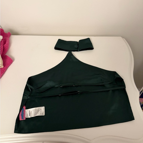 Edikted Dark Green Halter Crop Top - Picture 5 of 6